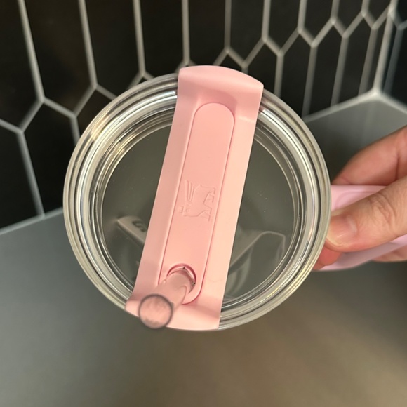 Stanley Quencher H2.0 FlowState 40 oz Stainless Steel Tumbler - Watercolor Tulle - Picture 4 of 6